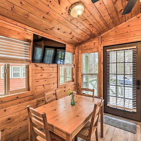 Beautiful New Bern Studio Cabin With Fire Pit! Exterior foto
