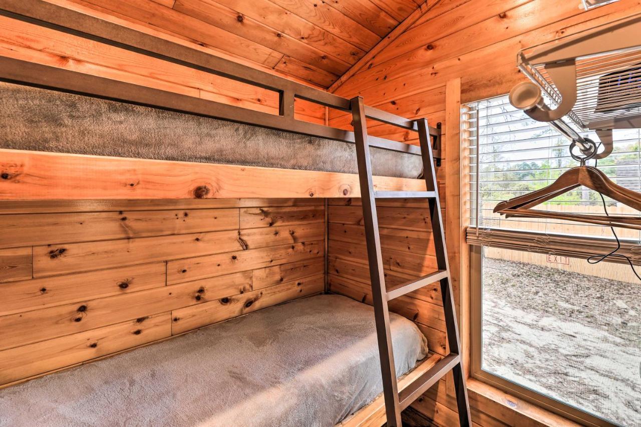 Beautiful New Bern Studio Cabin With Fire Pit! Exterior foto